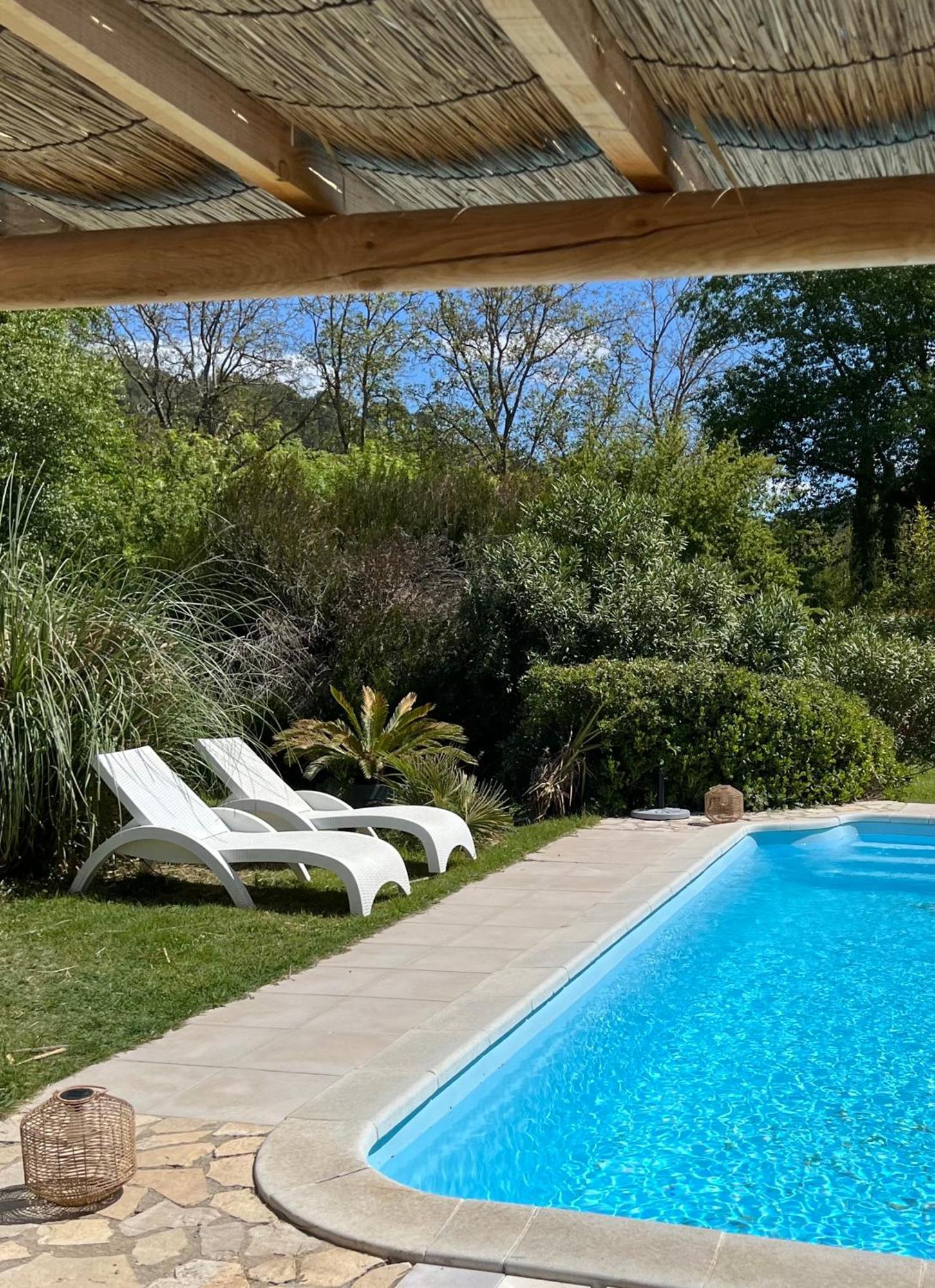 La Belle Riviere Otel Salernes Dış mekan fotoğraf